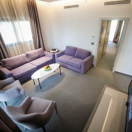 Rawsheh 51 Hotell Beirut Eksteriør bilde
