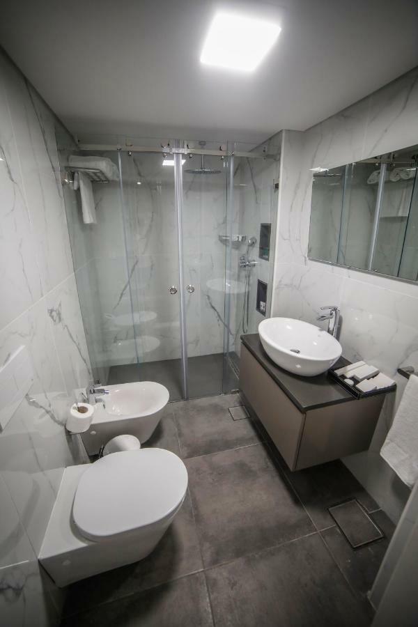 Rawsheh 51 Hotell Beirut Eksteriør bilde